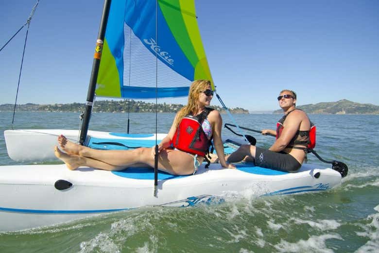 Navigando a bordo di un Hobie Cat