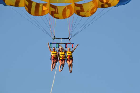 Parasailing a Miami